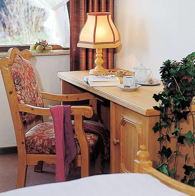 Landgasthof Zum Schwanen Hornberg Kamer foto