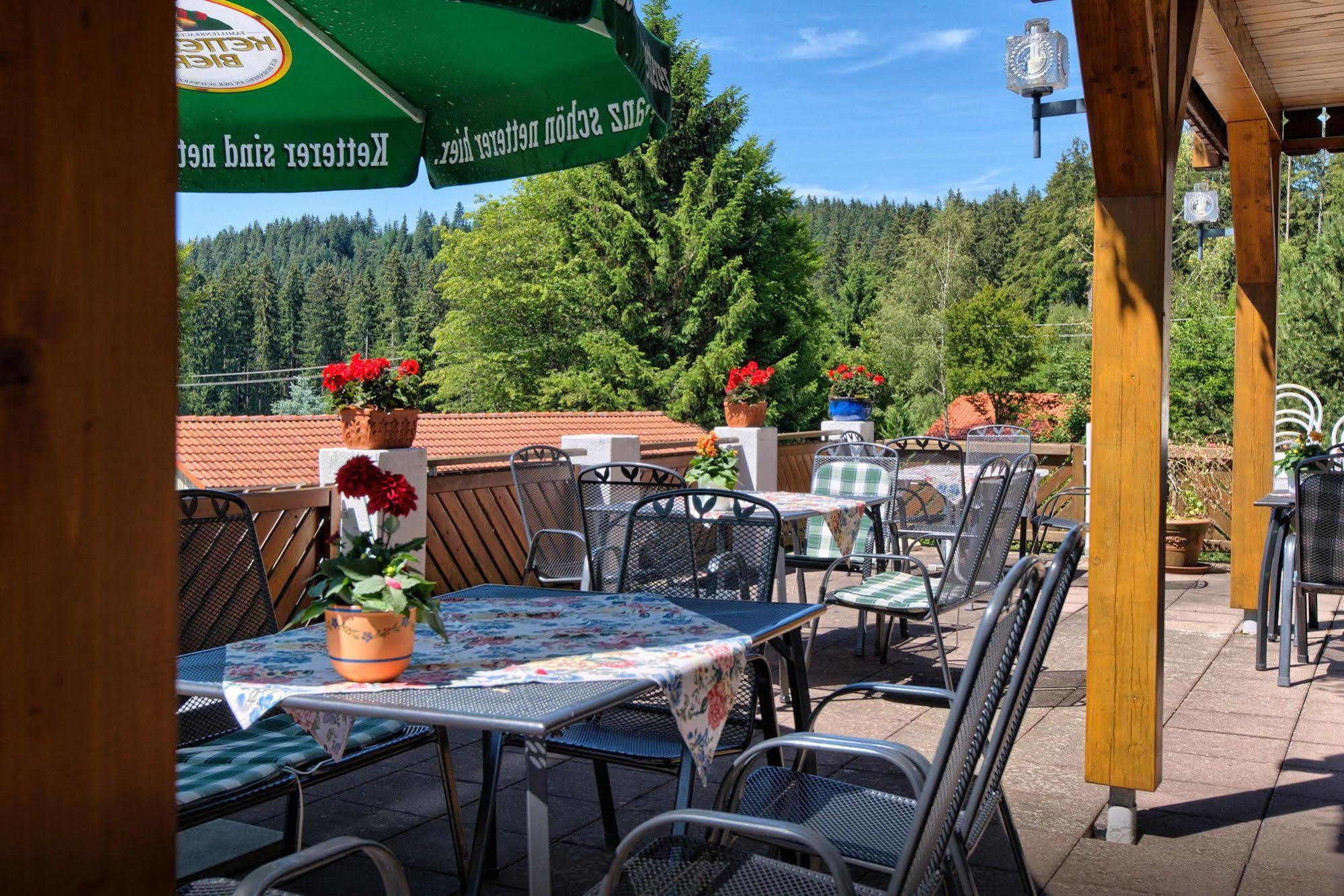 Landgasthof Zum Schwanen Hornberg Buitenkant foto